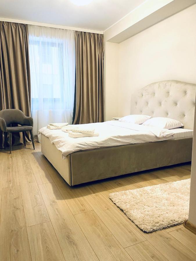 Londof Luxury Apartments - With A Panoramic View Over The City Brașov Exterior foto